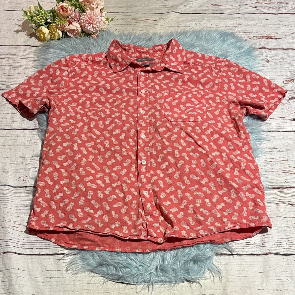 Falls Creek Coral Pineapple Patterned Button Down Short Sleeve Shirt No Tuck